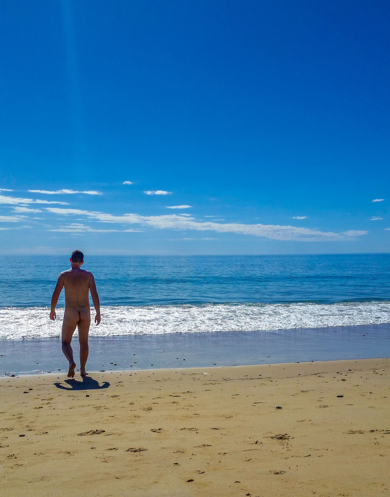 How to Behave on a Nudist Beach: A Guide for First-Timers